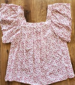 Vince Camuto flutter sleeve blouse